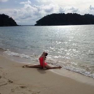 Meet your Posher, Liana